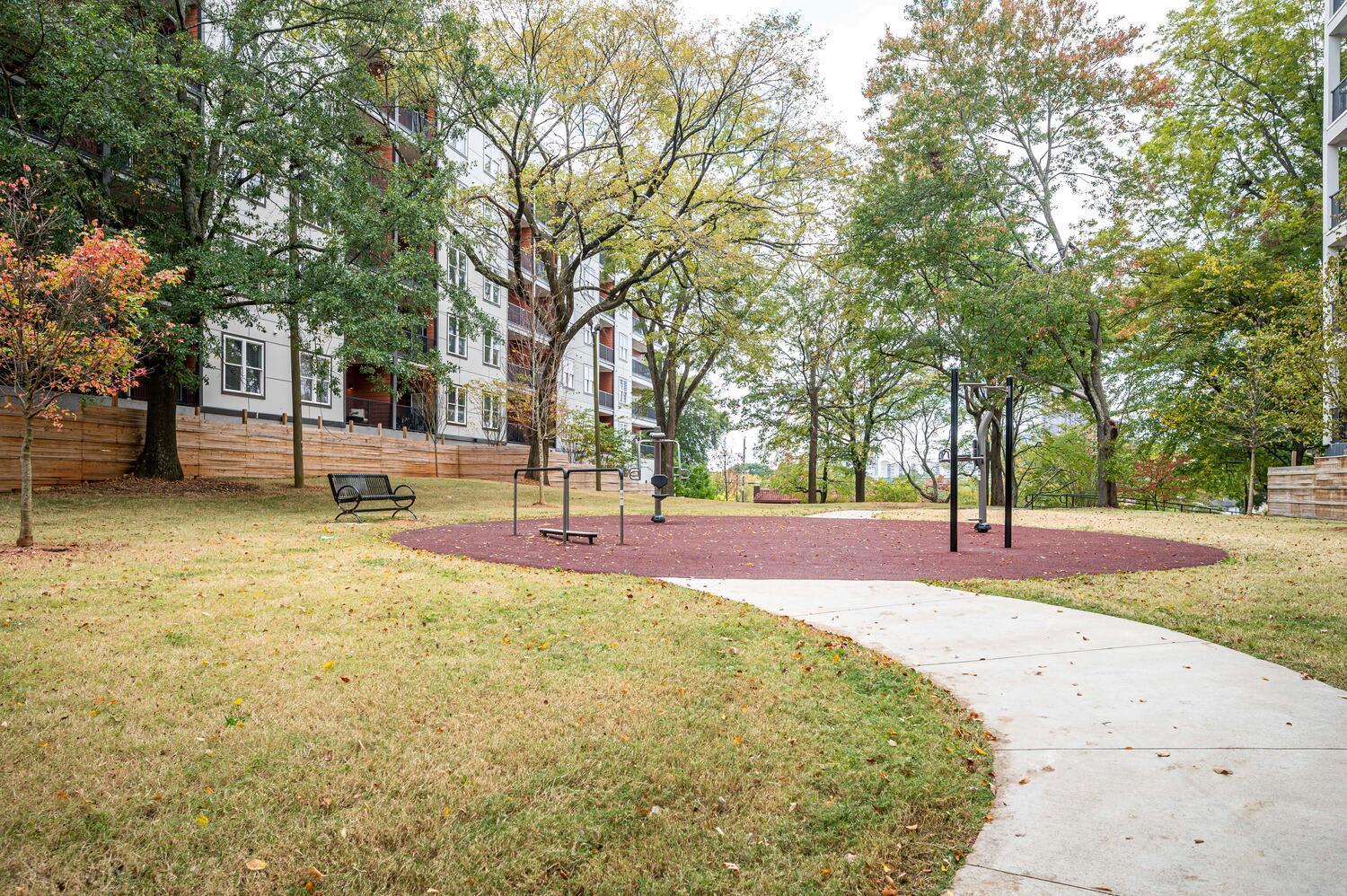 Luxe 1br W Balcony In Downtown 542blvd Ferienhaus *